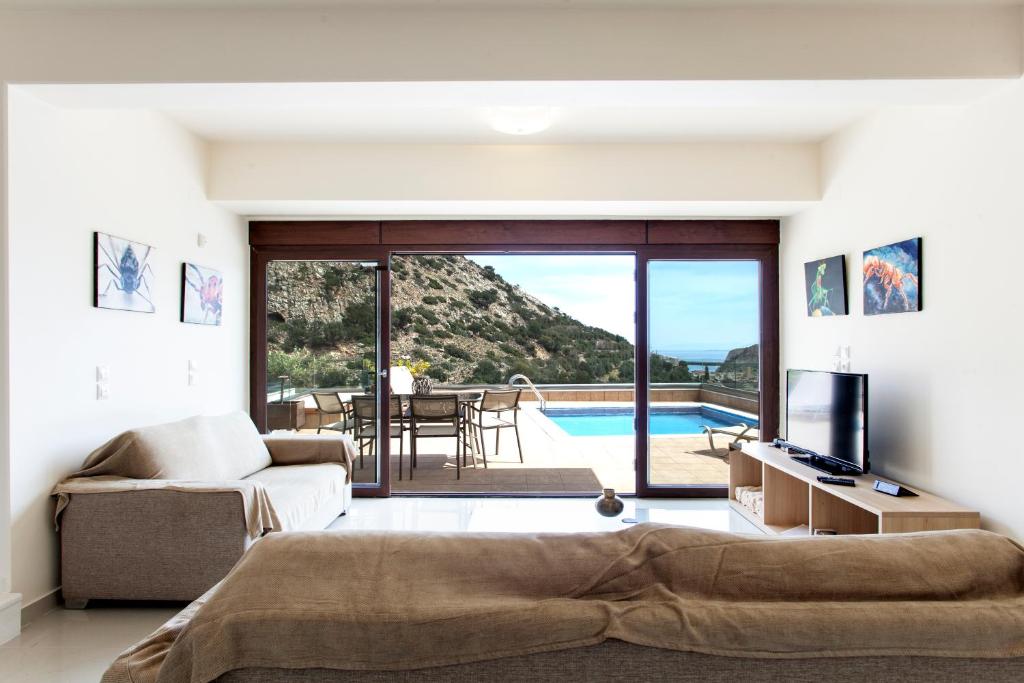 Palaiokastro Villas room 2